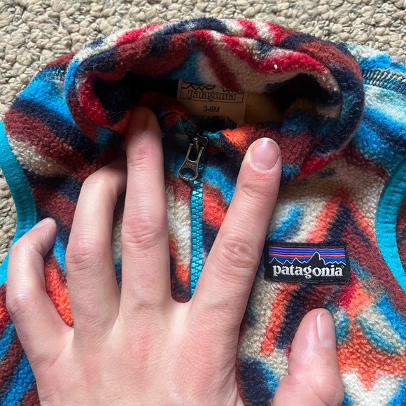 3-6 months Vest - Picture 3 of 3